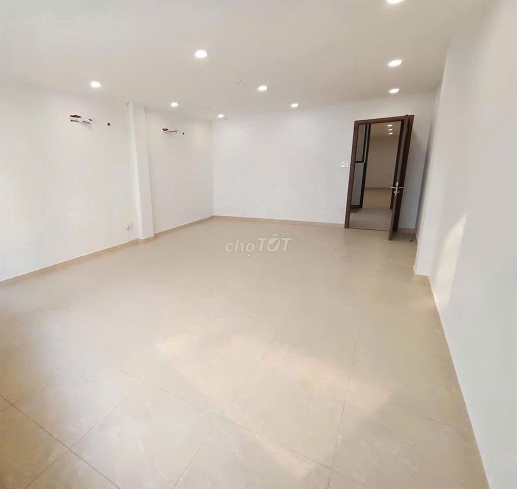 Cần cho thuê nhà MT 64A Cù Lao P.2 Q.Phú Nhuận thông ra Hoa Lan