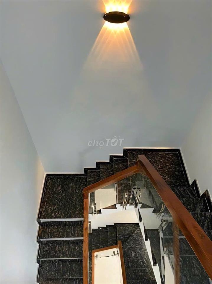 Cần cho thuê nhà MT 38B Bàu Cát 2 P.14 Q.Tân Bình