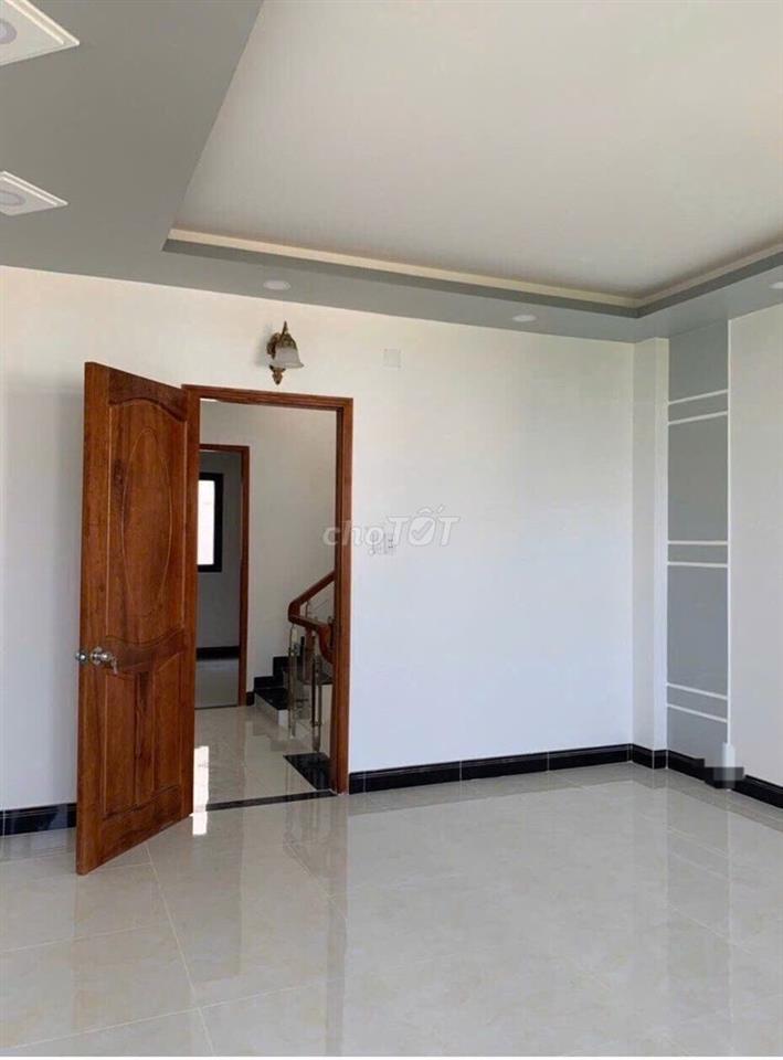 Cần cho thuê nhà MT 120B Nguyễn Hồng Đào P.14 Q.Tân Bình