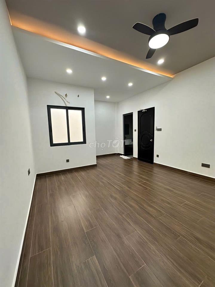 Cần cho thuê nhà MT 10A Đồng Nai P.2 Q.Tân Bình