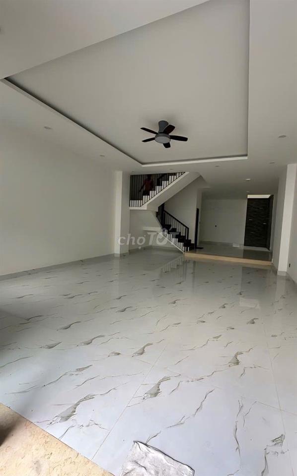 Cần cho thuê nhà MT 10A Đồng Nai P.2 Q.Tân Bình