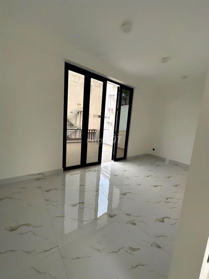 Cần cho thuê nhà MT 10A Đồng Nai P.2 Q.Tân Bình