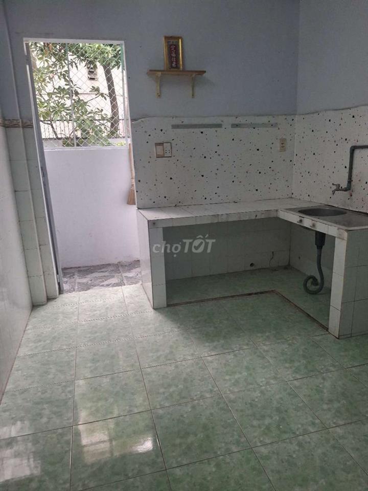Nhà cho thuê hô  GĐ ít người 