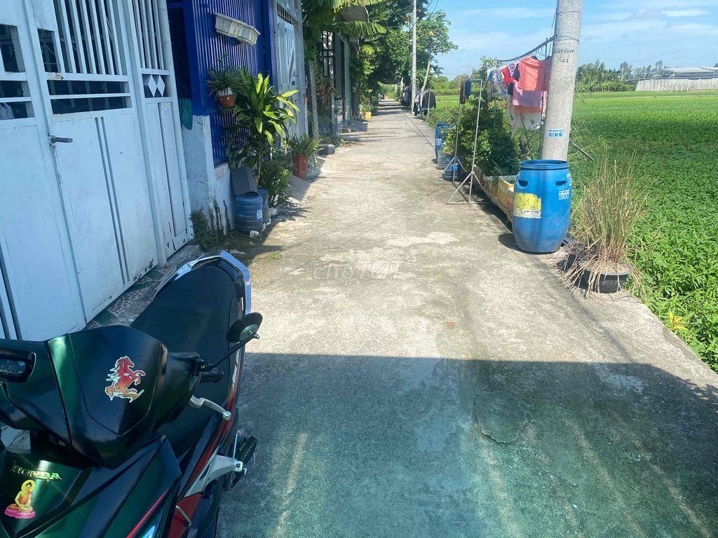 cần bán nhà 4 x 12 vi bằng
