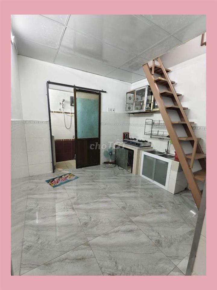[3PN] Cách Mạng Tháng Tám 1 Trệt 3 lầu 3 Phòng ngủ 2WC