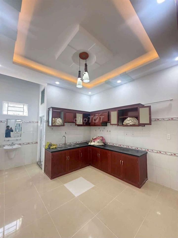 4x16 trệt lầu 2pn 3wc hẻm ô tô 43 vườn lài apd gần đh ntt 