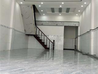 4,5x11 trệt lầu 2pn 3wc có 1 máy lạnh gần pmqtrung 