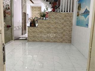 4x15m trệt lầu 3pn có máy lạnh hẻm 6m gần bãi ô tô 