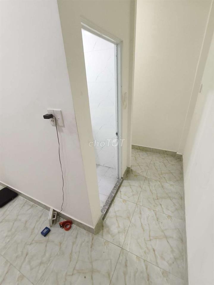 4x8m trệt lầu 1pn 2wc gần chợ cầu gần GV, TBinh sạch sẽ 
