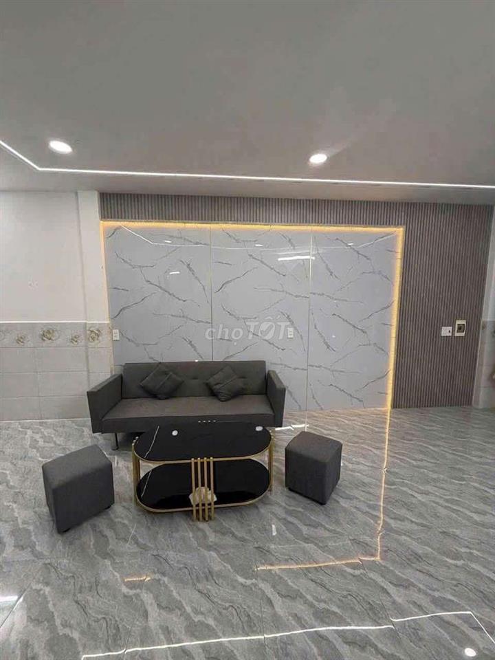 4x11 nở hậu 5m trệt lầu 2pn 2wc hẻm 4m tth21 gần pmqtrung 