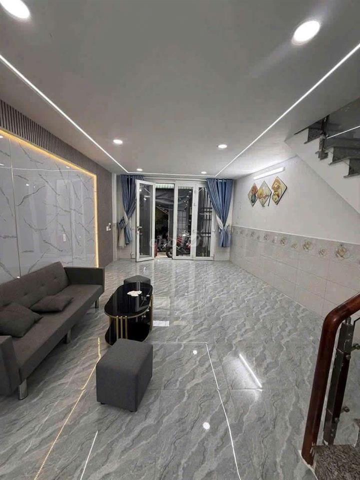 4x11 nở hậu 5m trệt lầu 2pn 2wc hẻm 4m tth21 gần pmqtrung 