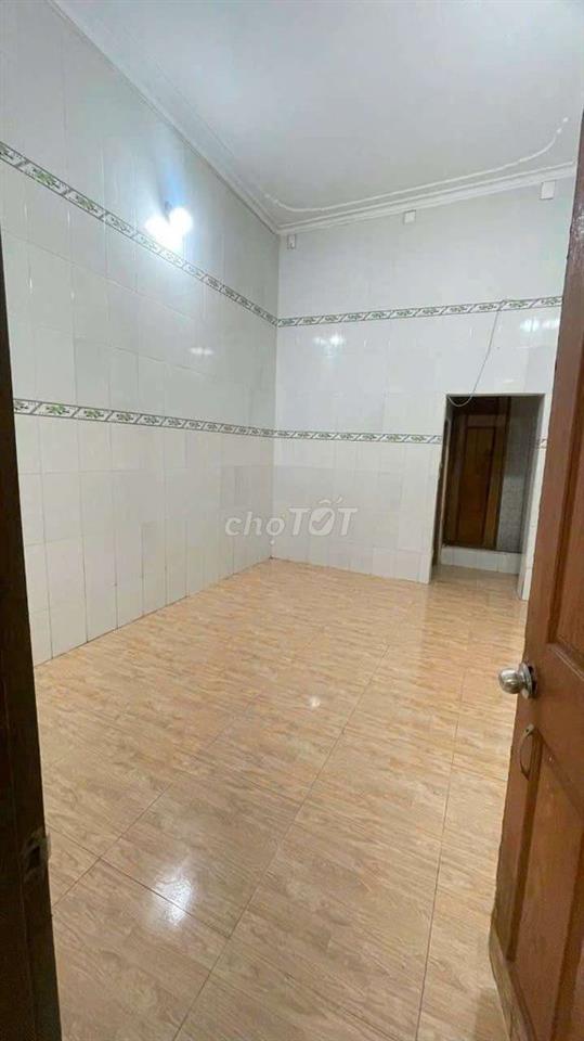 6x20m có 2pn 3wc gần cầu giao khẩu hẻm ô tô gần Ngã tư ga 