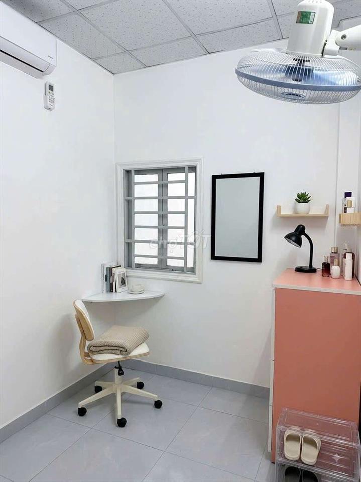4x10 trệt lầu 2pn 2wc hẻm ht13 gần chợ HT nhà sạch mới 