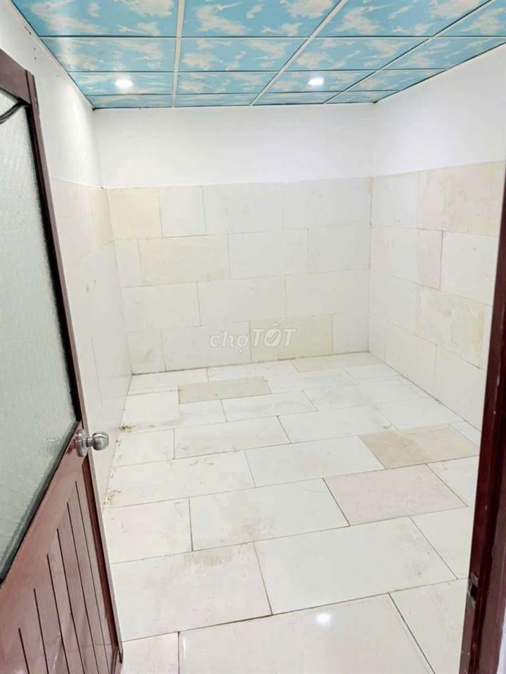 5x30 mặt tiền trần thị bảy hợp kho VP cty giao nhận có 2pn 