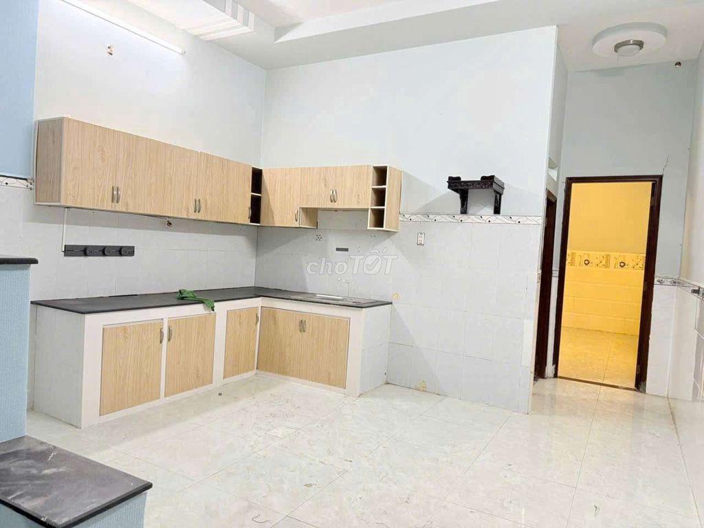 4x20m trệt lầu 4pn 3wc Ng Thị Búp mới sơn thoáng mát 