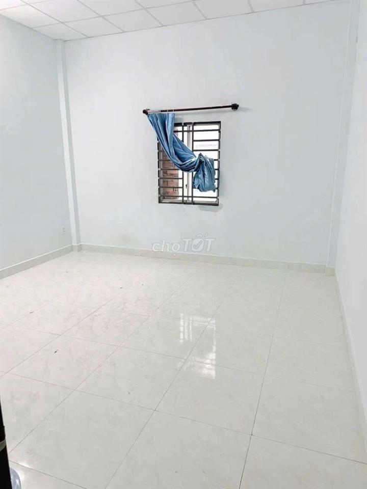 4x20m trệt lầu 4pn 3wc Ng Thị Búp mới sơn thoáng mát 