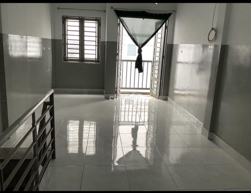 Cho thuê nhà LÊ LƠI 2PN, 2WC GIÁ 9TR/THANG