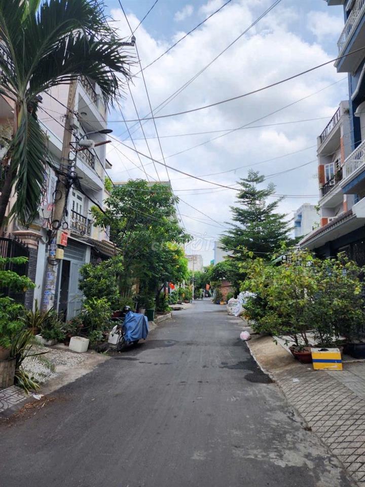 Cho thue nhà Đường Quang TRung & Đường 21 2PN, 2WC HXH 