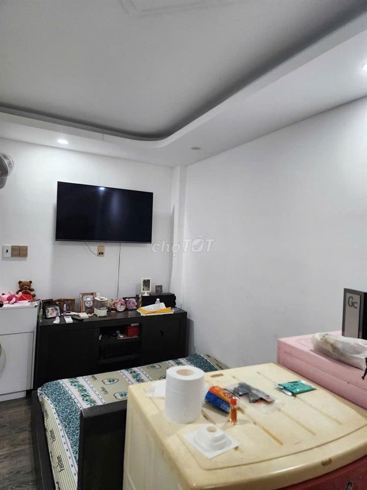 Cho thue nhà Đường Quang TRung & Đường 21 2PN, 2WC HXH 