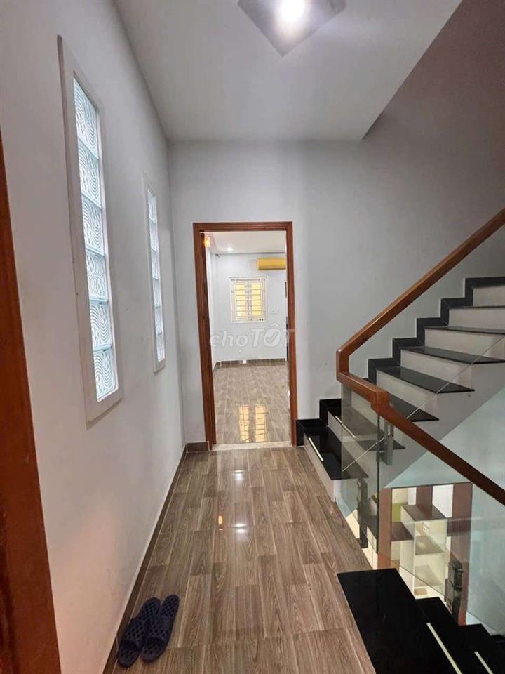 Kho Nhà Chính Chủ Cho Thuê 4x20 2lầu 4pn 5wc Sân Thượng 
