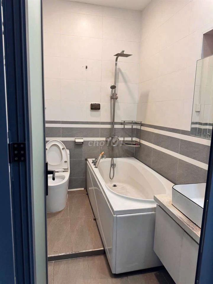 Kho Nhà Chính Chủ Cho Thuê 4x20 2lầu 4pn 5wc Sân Thượng 