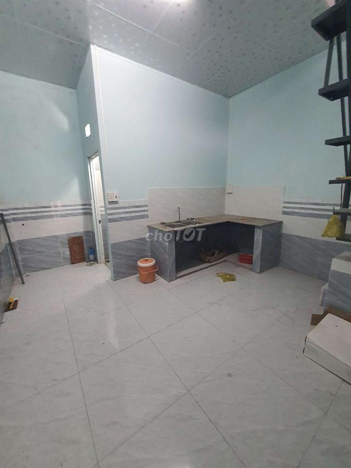 Kho Nhà Chính Chủ 4x30 + 1lửng Có Thể Làm Phòng 