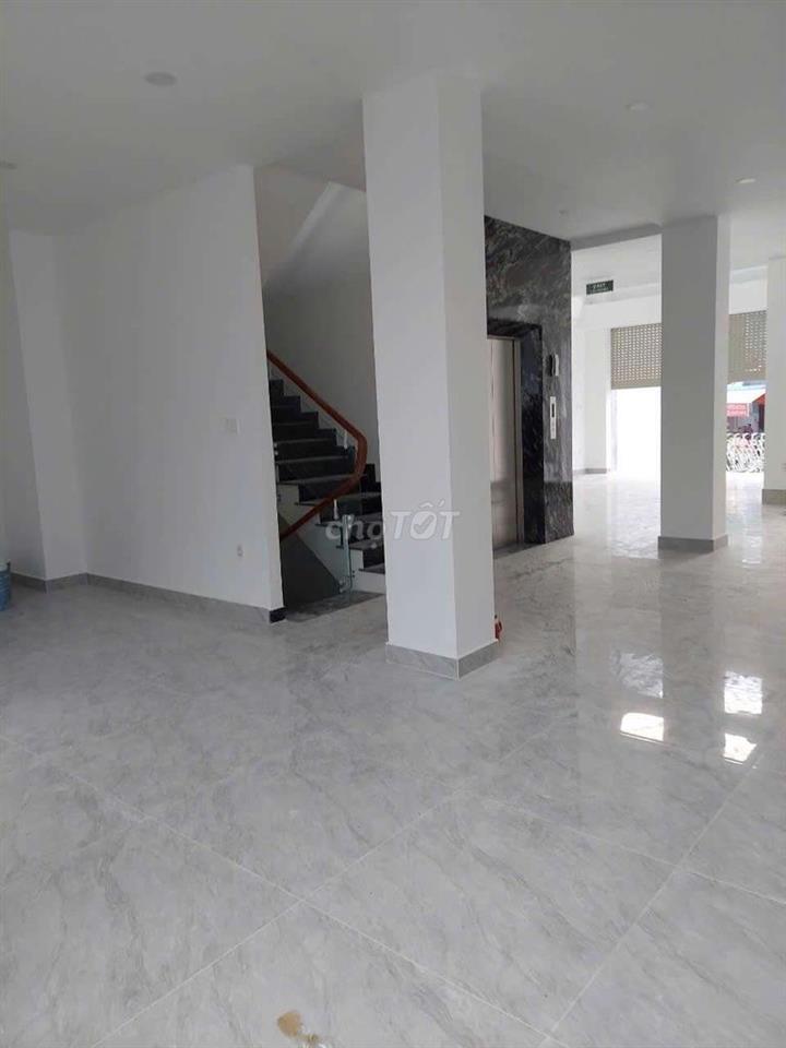 Tòa Nhà Cao Cấp Có PCCC Đầy Đủ Công Năng 1000m