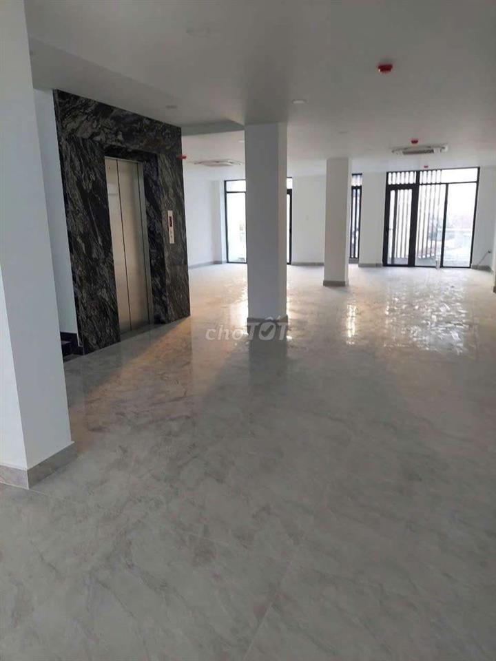 Tòa Nhà Cao Cấp Có PCCC Đầy Đủ Công Năng 1000m