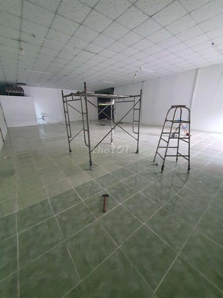 Kho Nhà Chính Chủ Cho Thuê 11x16m Tróng Suốt Có 3pha