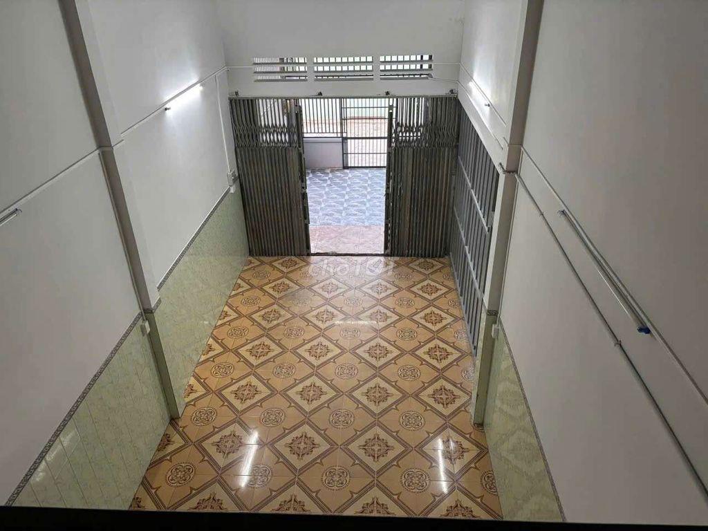 Kho Nhà Chính Chủ Cho Thuê 4x20 1lửng Gồm 2pn 1wc