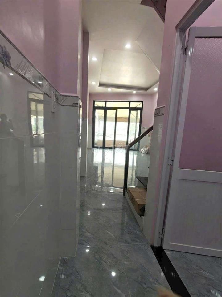 Kho Nhà Chính Chủ 4,2x18 1lầu 4p ngủ 2wc