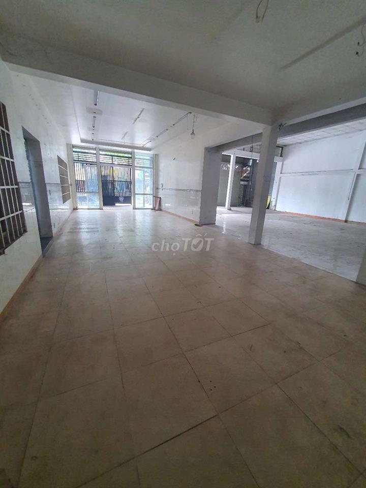 Kho Xưởng Mặt  Tiền 600m Kho Kinh Doanh 