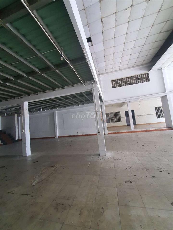 Kho Xưởng Mặt  Tiền 600m Kho Kinh Doanh 