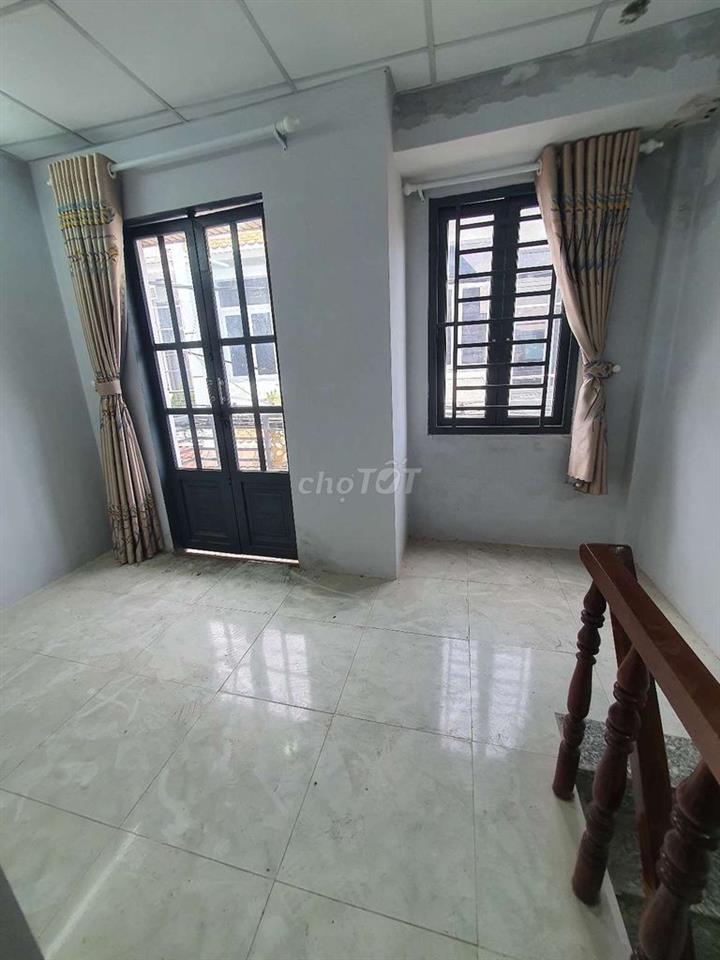 Nhà Hẻm 3m 4x6 1Lầu 1pn kín 1hở 2wc