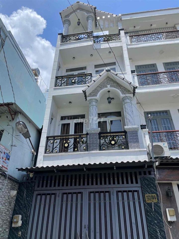 Cho thuê nhà hẻm xe hơi thông cách mt quang trung 50m