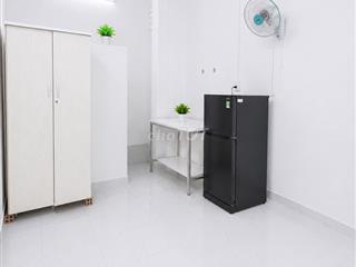 Cho thuê phòng bancol cửa sổ trời full nt gần hạnh thông tây giá rẻ