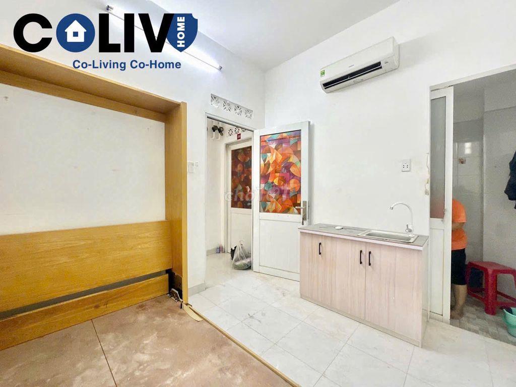 Phòng cho thuê có nội thất cửa sổ trời giá rẻ gần chợ Phạm Văn Bạch