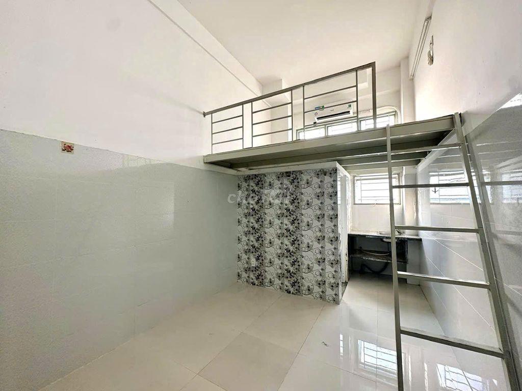 phòng cho thuê gần VLU IUH giá rẻ có cửa sổ trời