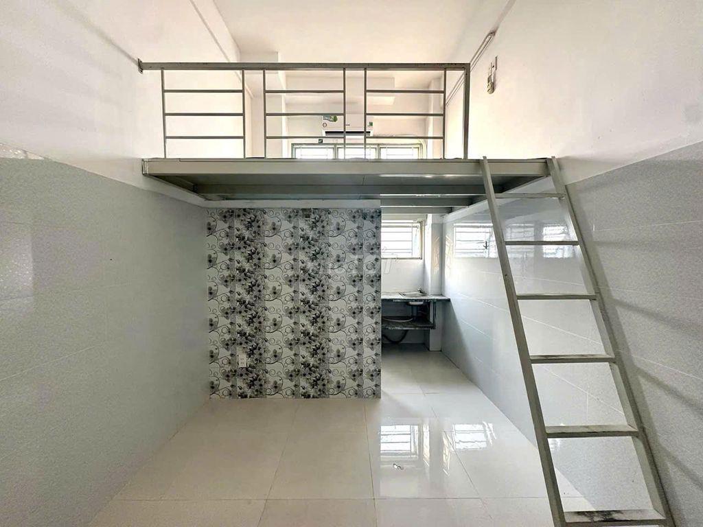 phòng cho thuê gần VLU IUH giá rẻ có cửa sổ trời