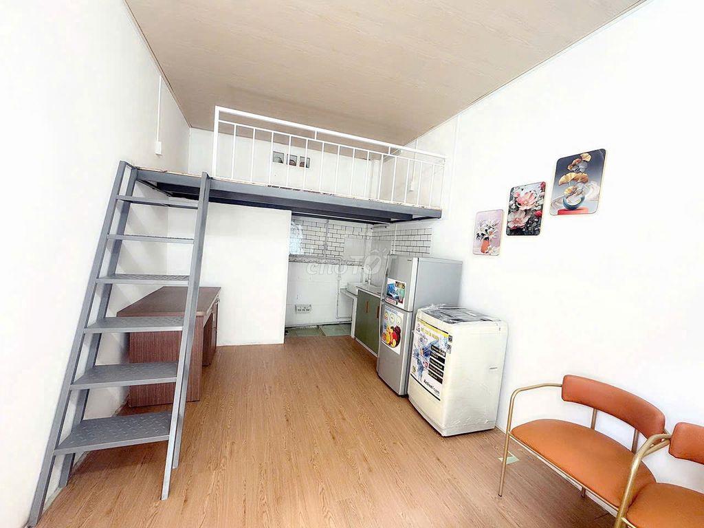 duplex cho thuê rộng rãi gác cao thoáng cửa sổ trời