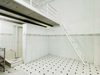 Duplex gác cao ko đụng đầu gần IUH VLU giá rẻ