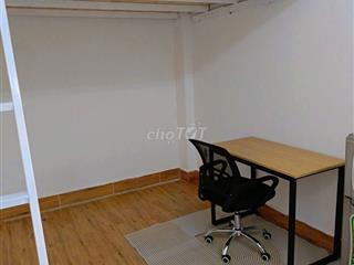 Duplex full nội thất cửa sổ trời thoáng sạch sẽ gần Chợ Thạch Đà 