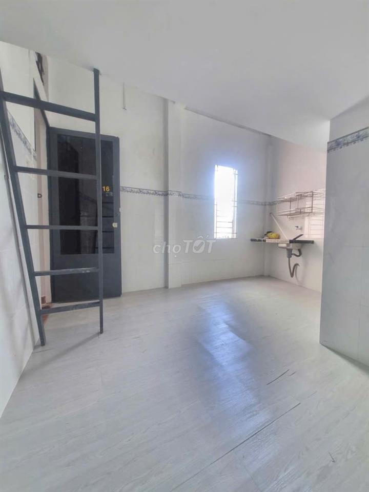 duplex cửa sổ trời giá chỉ từ 3tr3 gần cv làng hoa, emart