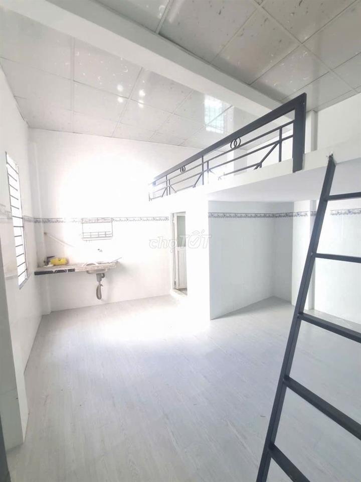 duplex cửa sổ trời giá chỉ từ 3tr3 gần cv làng hoa, emart