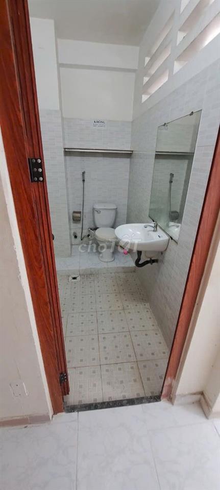 khai trương phòng mới đầu đường Quang Trung gần ngã 5 chuồng chó