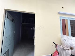Nhà cấp 4 rộng rãi gác cao hẻm Tân Sơn gần chợ Phạm văn Bạch
