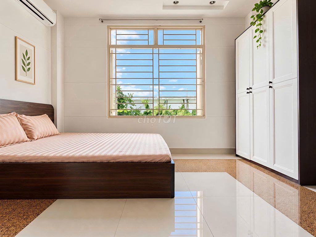 Studio cửa sổ thoáng rộng có sẵn nt cơ bản gần EMart