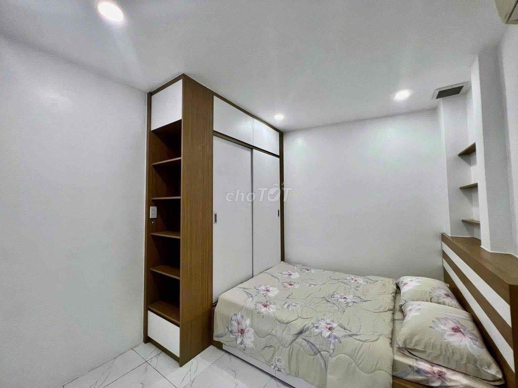 Nhà Đẹp Full Nội Thất P5: 3.7mx13.5m ,3pn (có 1pn dưới trệt) 2wc