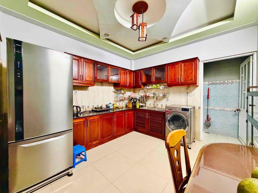 Nhà Mới HXH Thông đg PVC P8: 4x20m, 3 lầu, 4pn, 5wc