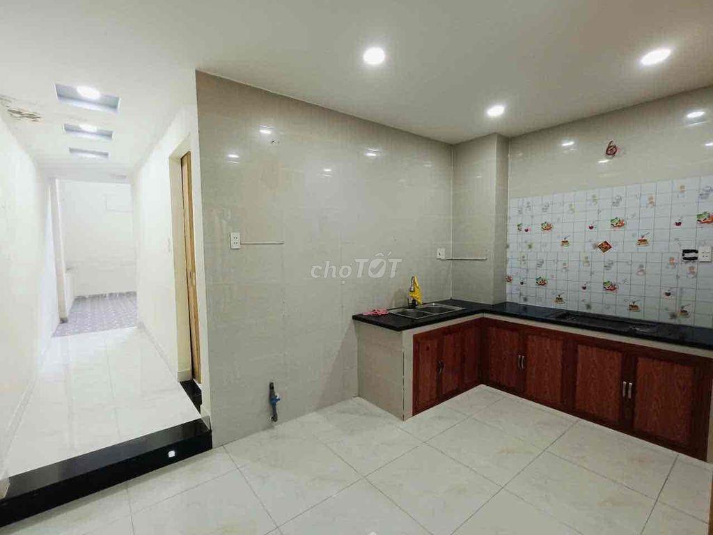 Nhà HXH 1/ Q.Trung P8: 4x18m, 5 phòng ngủ, 3wc